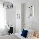 The Gallery Boutique 3*